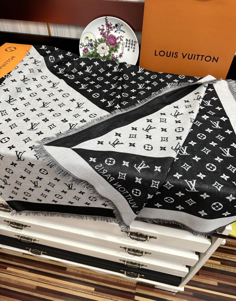 Louis Vuitton Scarf